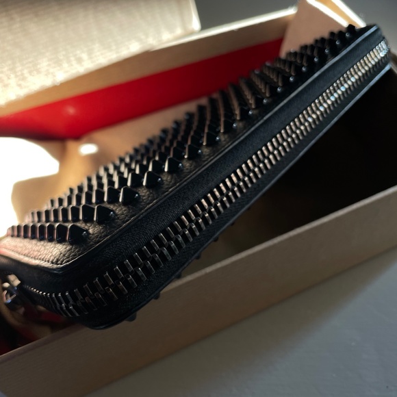 Authentic Christian Louboutin - Picture 2 of 9